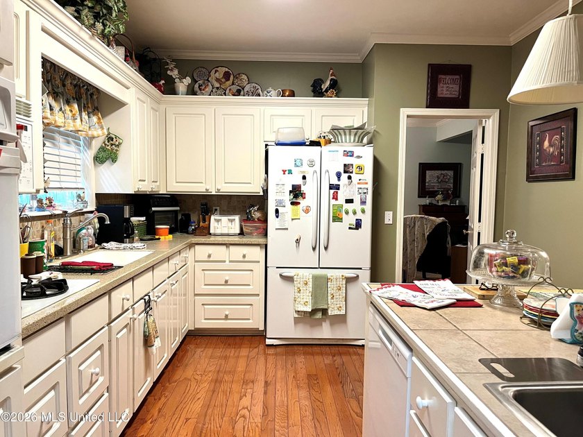 This property has so much to offer: a spacious cul-de-sac lot - photo 13