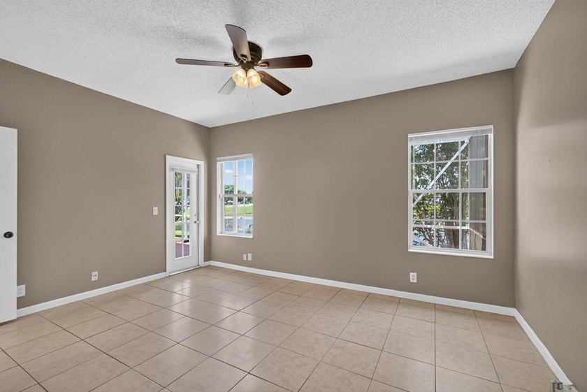 What a value! Solid CBS construction, 3 bedrooms, 2 baths plus 1 - photo 21