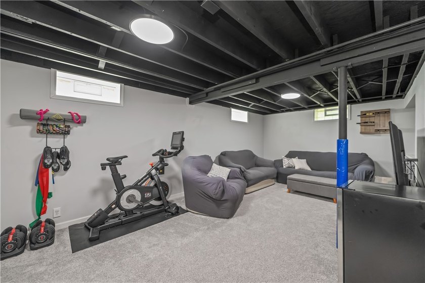 Welcome home to this beautifully maintained 4 bedroom, 2 full - photo 24