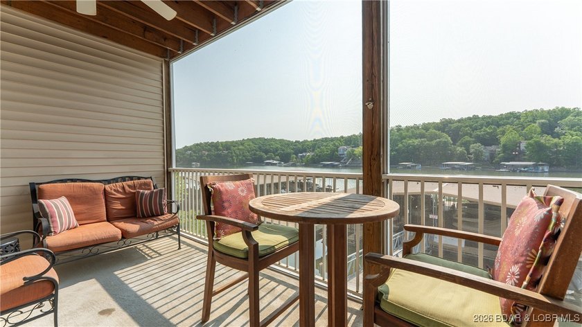 This is the total package! This beautiful 2-bedroom, 2-bath - photo 23