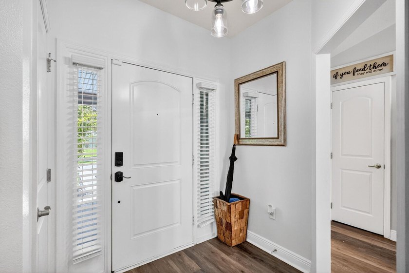 Welcome to your own slice of Florida paradise! This beautifully - photo 6