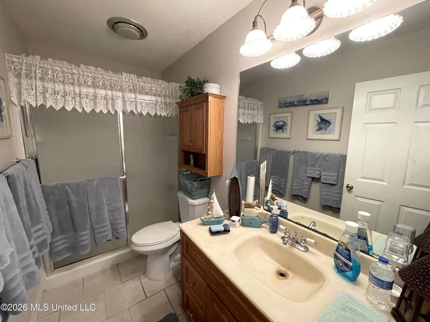 Great brick home located in the Edgewater Estates Subdivision - photo 13