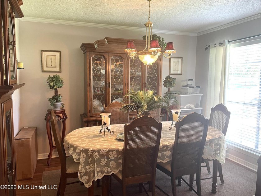 Great brick home located in the Edgewater Estates Subdivision - photo 16