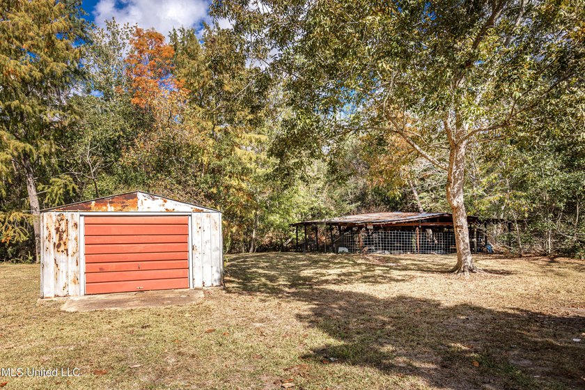 Enjoy waterfront living on the bayou in Gautier, conveniently - photo 37