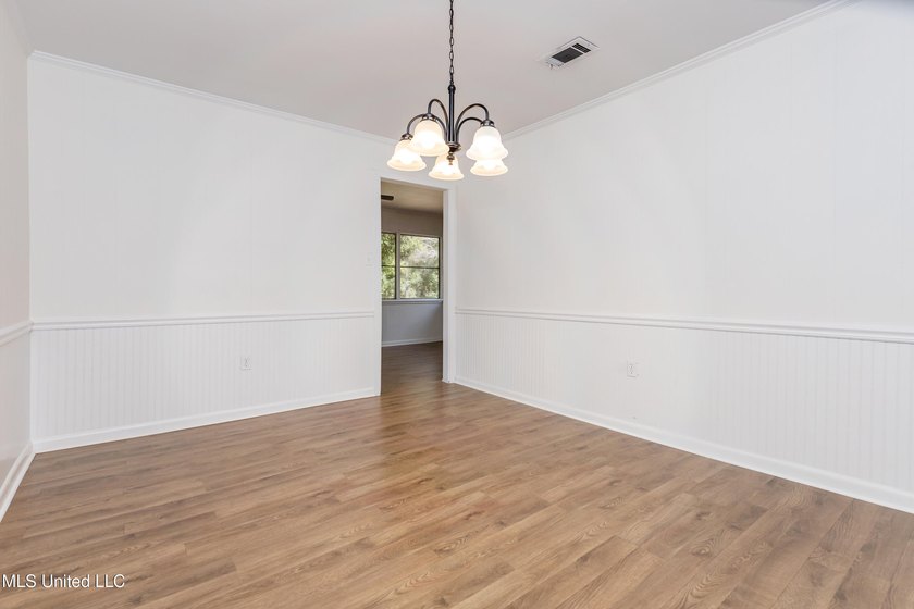 Enjoy waterfront living on the bayou in Gautier, conveniently - photo 38