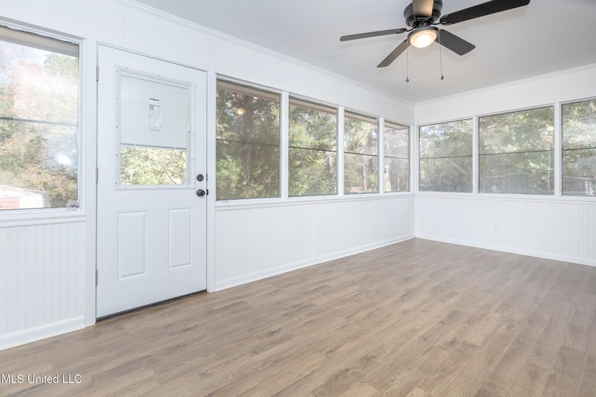 Enjoy waterfront living on the bayou in Gautier, conveniently - photo 45