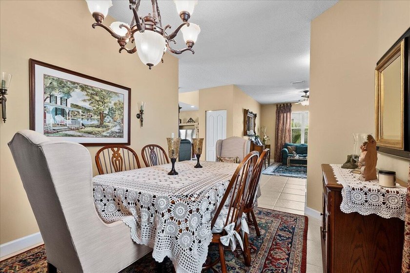 Welcome home to this beautifully maintained two-story lakefront - photo 7