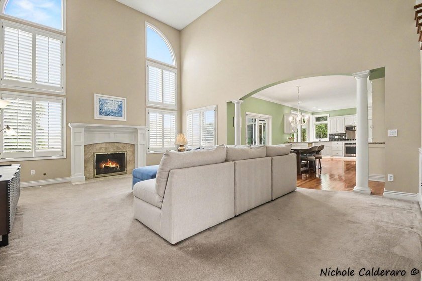 Welcome to this inviting 5-bedroom, 3.5-bath home perfectly - photo 5