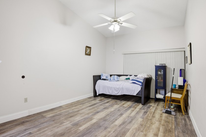 Motivated seller-Move-in ready in a desirable 55+ community! - photo 11