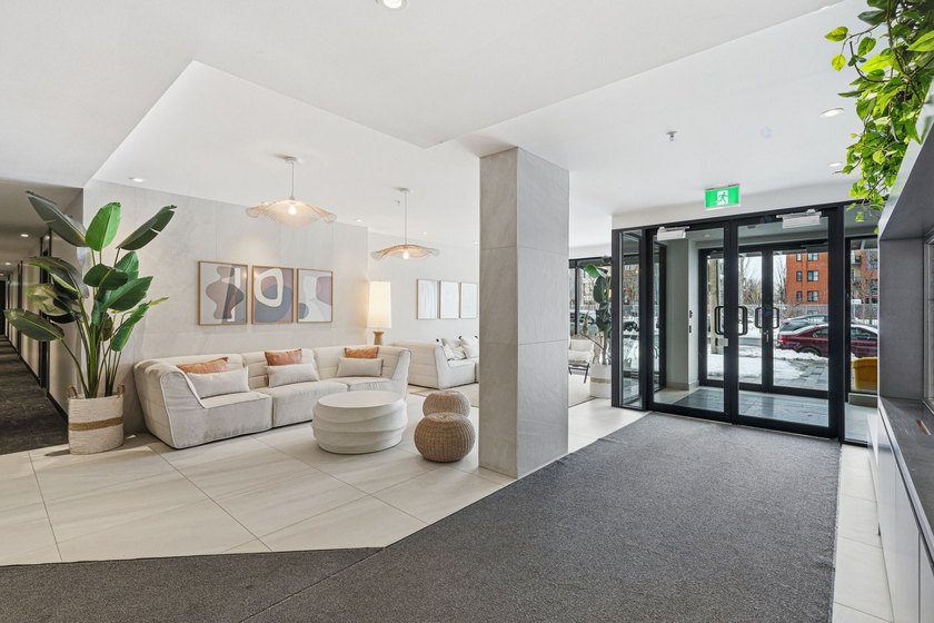 Rare condo de luxe d'une chambre, oriente nord-ouest, situe dans - photo 3
