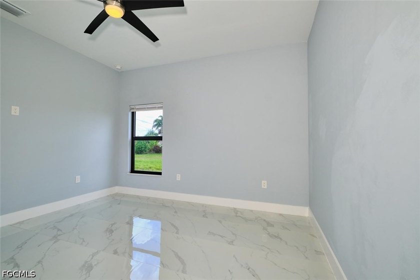 Welcome to this exceptional home in the highly sought-after area - photo 18