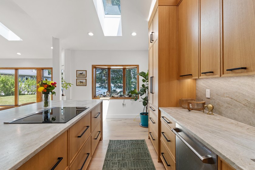 Perched atop a private 1.20-acre hill overlooking beautiful Gull - photo 6