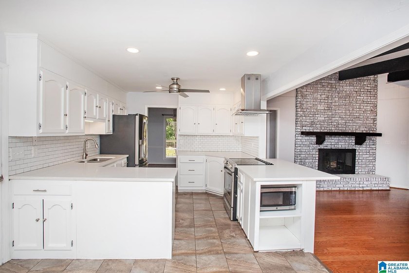 Completely renovated and move-in ready, this light-filled home - photo 43