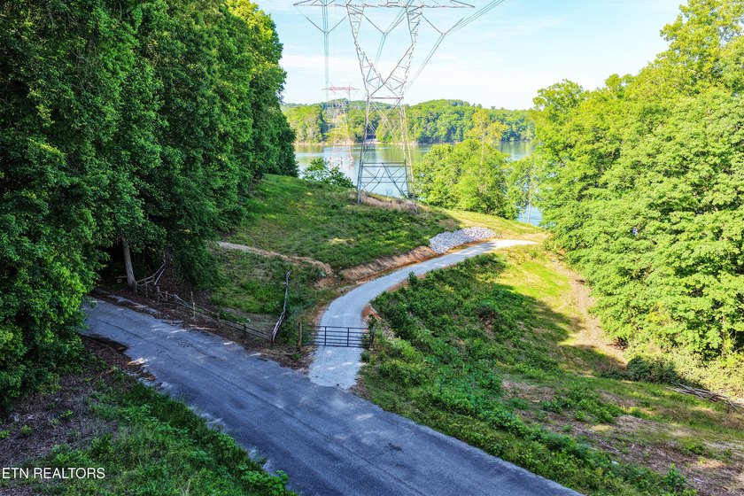 Rare opportunity for premium main channel waterfront lot with - photo 13