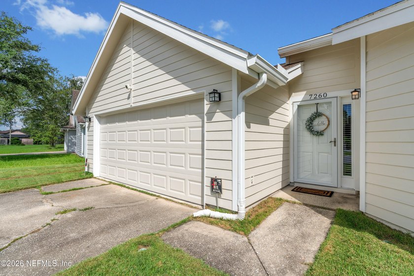 Welcome to 7260 Eagles Perch Dr, a 3 bedroom, 2 bath pool home - photo 14