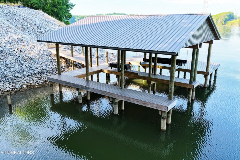 Rare opportunity for premium main channel waterfront lot with - photo 16
