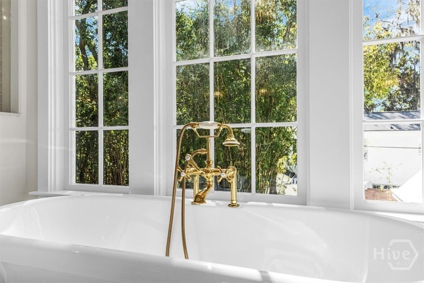 Experience luxury living in this fully renovated Savannah - photo 49