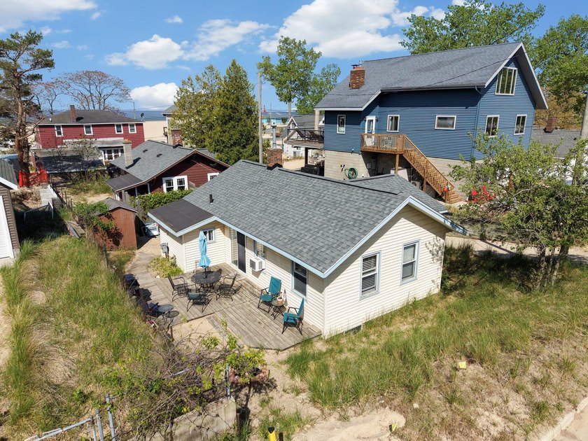 Great Investment Opportunity!!! 2 homes on 1 lot. Currently - photo 7