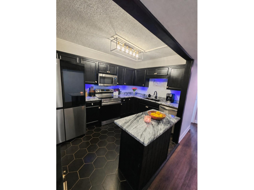 Welcome to Condo 4A at The Pinnacle Condominium Chattanooga - photo 8