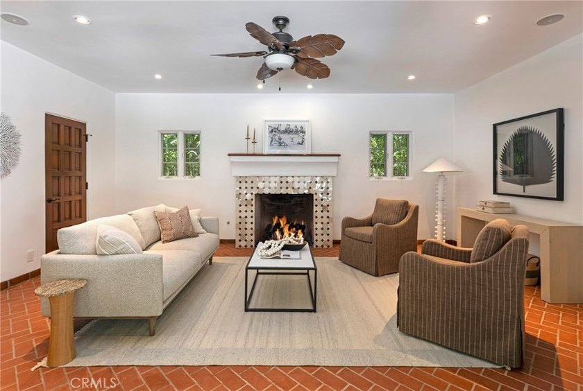 Welcome to ''Villa Bellatorre,'' a remodeled Montecito estate - photo 33