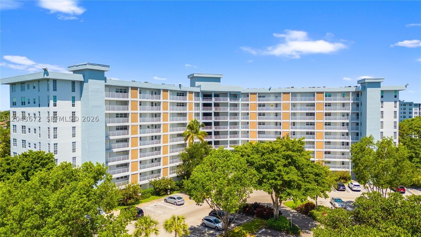 Welcome to Building 38, one of Palm-Aire's most desirable - photo 45
