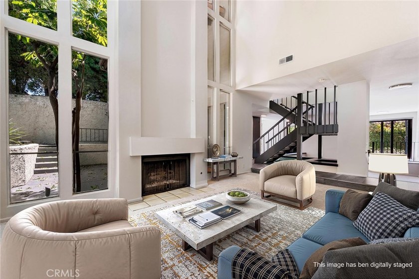 Welcome to this beautiful pool home in Crown Pointe, an - photo 2
