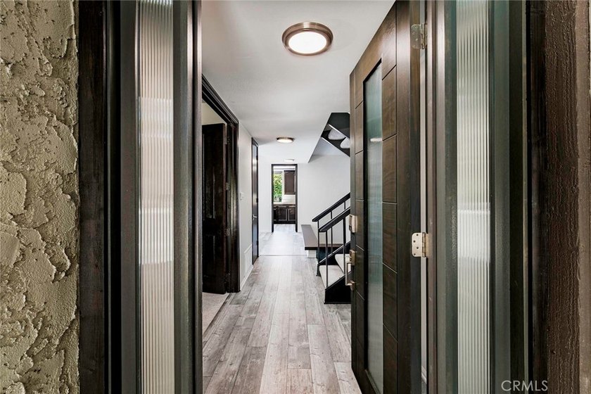 Welcome to this beautiful pool home in Crown Pointe, an - photo 9