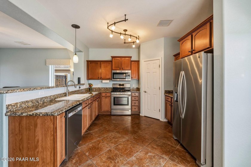 LOCATION, LOCATION, LOCATION. This lovingly cared for 558 N Casa - photo 11