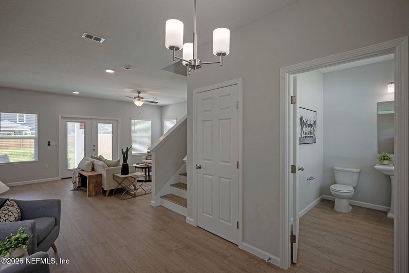 Welcome Home! Take a look at this Brand-New 4/2.5 Home just - photo 2