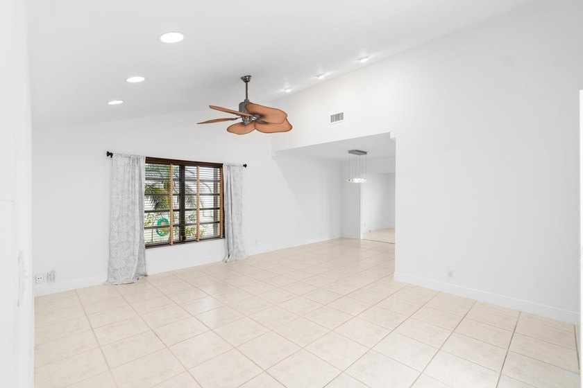 Great location! This Charming 2-bed, 2-bath home plus office and - photo 7