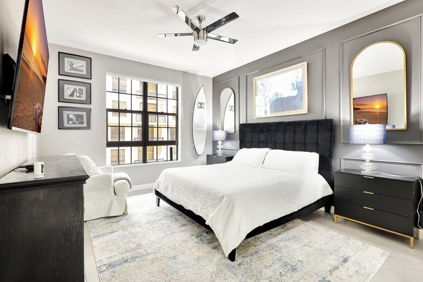 Experience unparalleled luxury in the heart of downtown City - photo 26