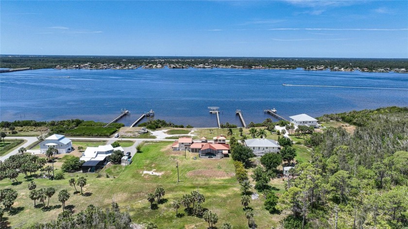 Unique is an understatement in describing this 4 bedroom, 3 - photo 8