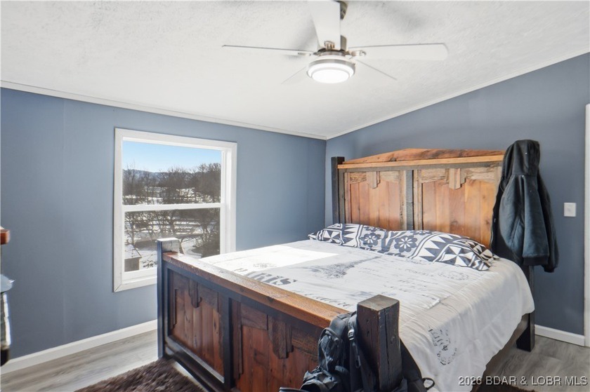 Tidy, clean and updated manufactured home with over 3 acres - photo 13