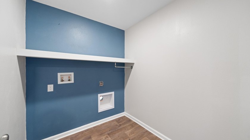 Welcome to a beautifully maintained 4-bedroom, 2-bath home in - photo 23