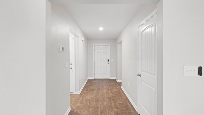 Welcome to a beautifully maintained 4-bedroom, 2-bath home in - photo 28