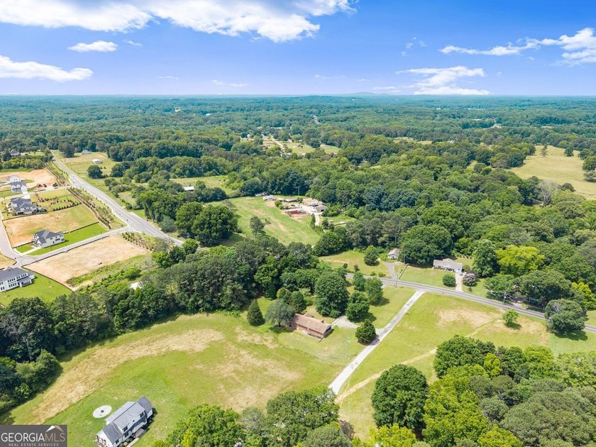 Discover the possibilities with this charming brick ranch - photo 28