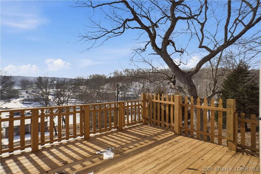 Tidy, clean and updated manufactured home with over 3 acres - photo 30