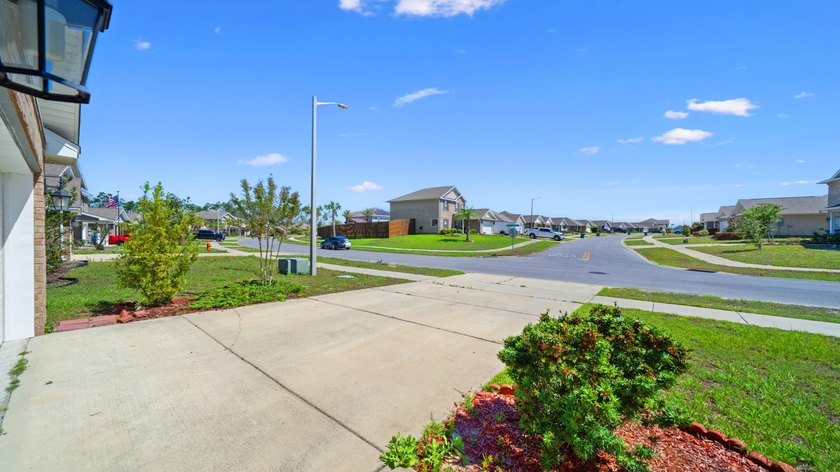 Welcome to a beautifully maintained 4-bedroom, 2-bath home in - photo 35