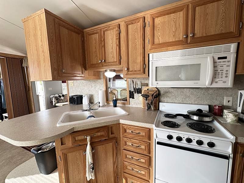 This charming 760 square foot Park Model home in Bonita Springs - photo 4