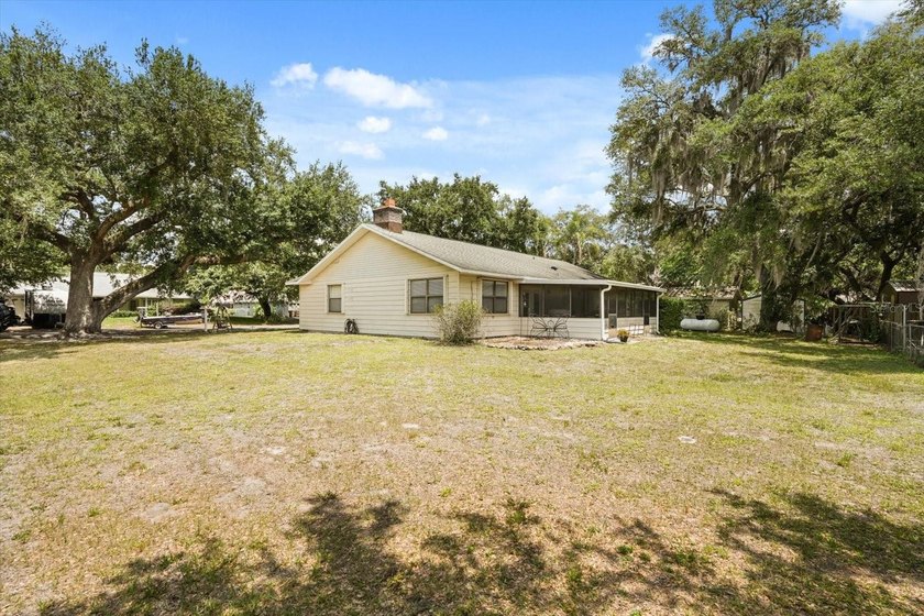 Under contract-accepting backup offers. Virtually Staged - photo 11