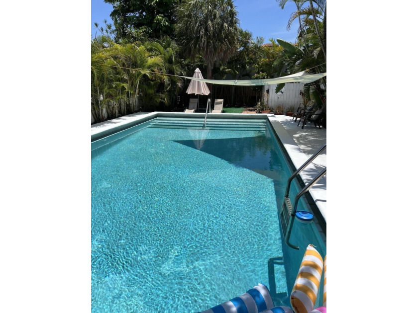 TOWNHOME CAN BE RENTED RIGHT AWAY...6 MONTHS MINIMUM. BRING - photo 3