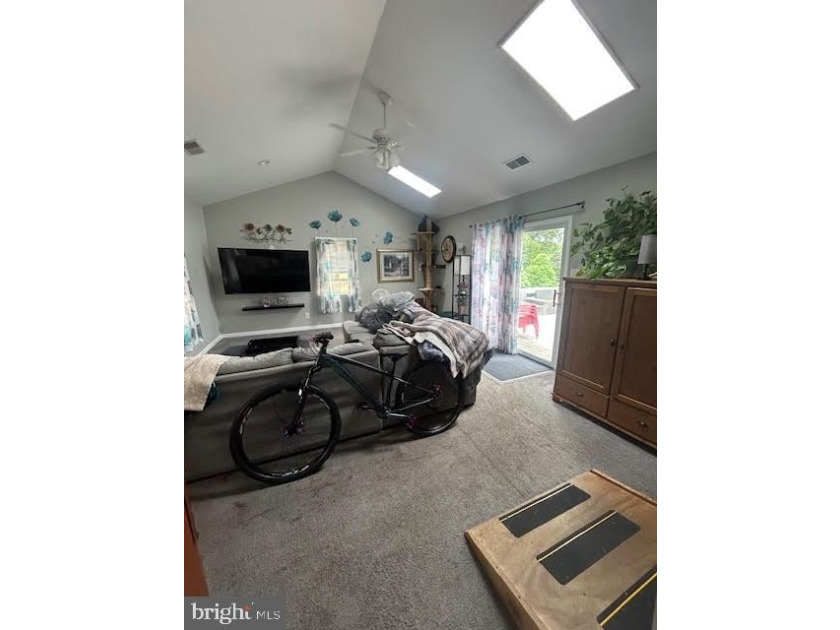 3 Bedroom 1 bath ranch home features a spacious living room - photo 16