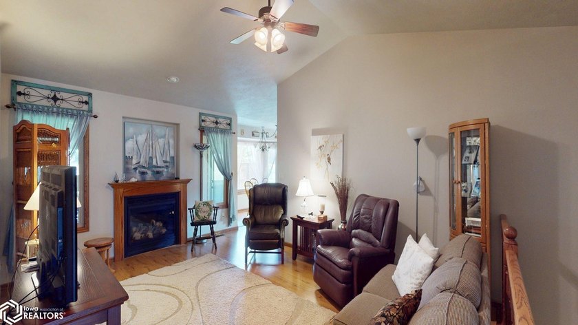 All the comforts of home - with none of the work! Enjoy easy - photo 9