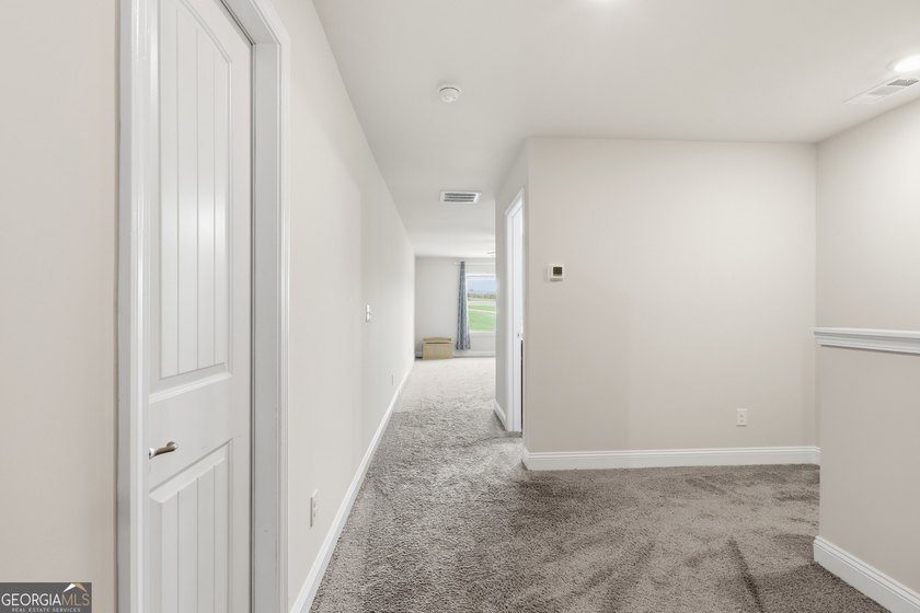 Newer construction, 3 private acres, and over 2,800 square feet - photo 50