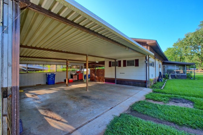 Affordable Lake Area Living with Room to Roam! This affordable 3 - photo 15