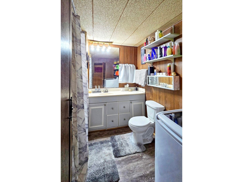 Affordable Lake Area Living with Room to Roam! This affordable 3 - photo 25