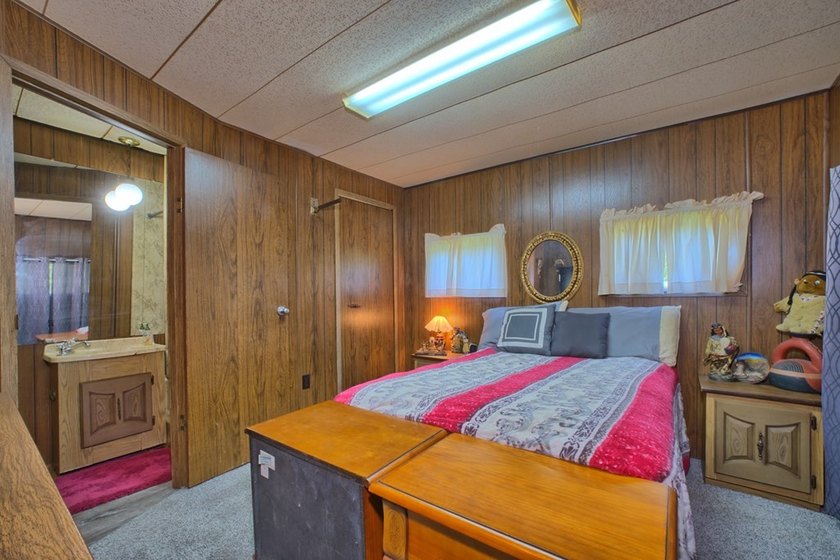 Affordable Lake Area Living with Room to Roam! This affordable 3 - photo 35