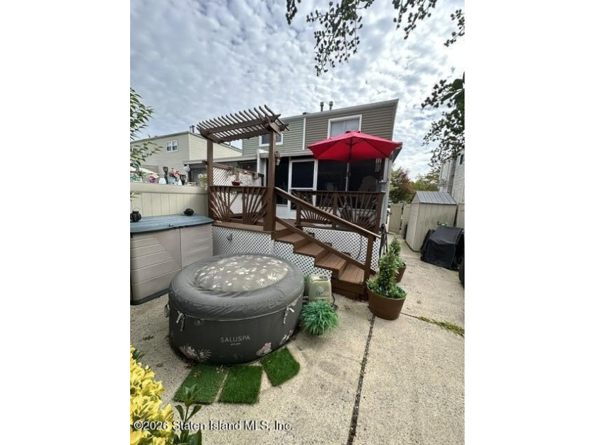 BEAUTIFUL 3 BEDROOM COLONIAL, NEW CENTRAL AIR, NEW BATHS, NEW - photo 21