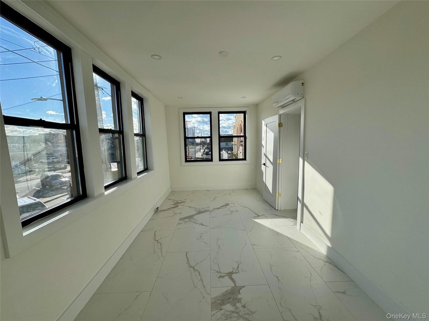 Rarely does a trophy mixed-use asset of this caliber surface in - photo 15