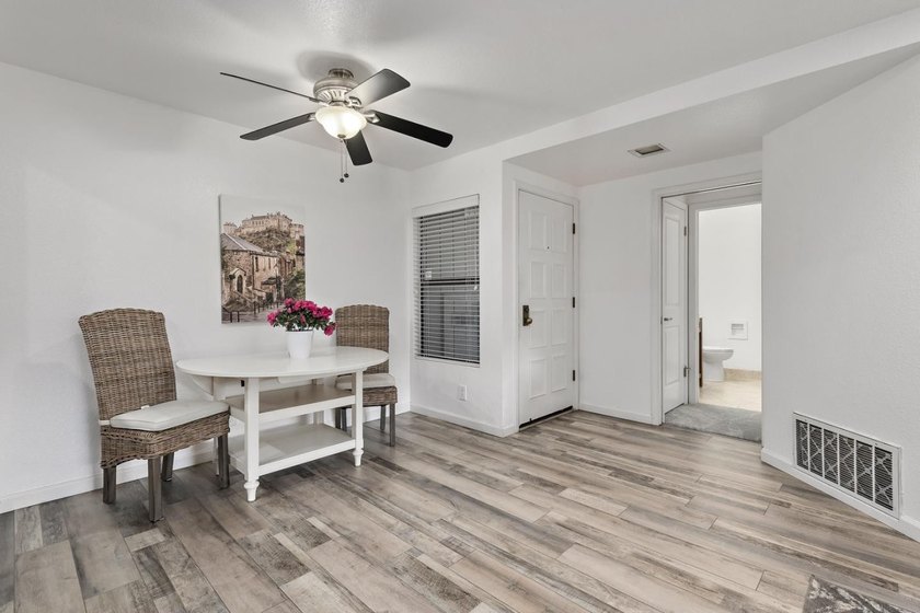 Welcome to 1751 Braddock Court, a beautifully updated - photo 6